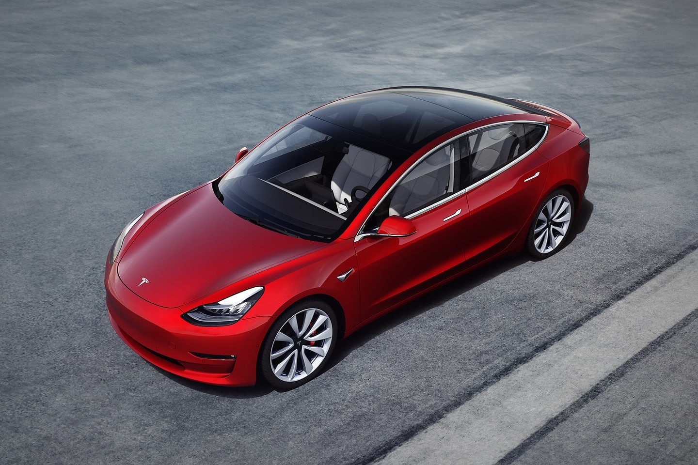 特斯拉官宣国产Model 3降价：补贴后降至24.99万元